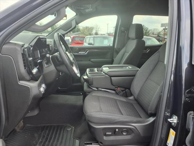 2024 GMC Sierra 1500 4WD Crew Cab Short Box Elevation with 3VL