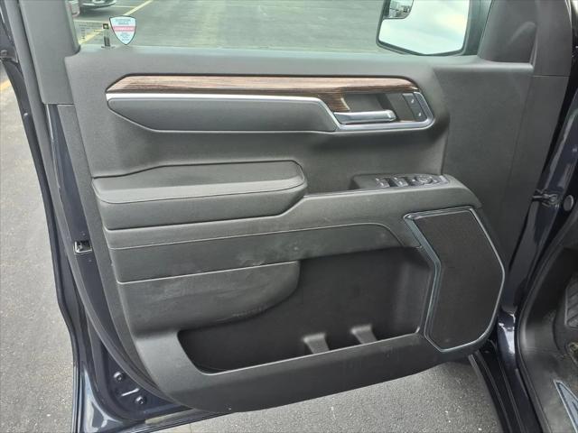 2024 GMC Sierra 1500 4WD Crew Cab Short Box Elevation with 3VL