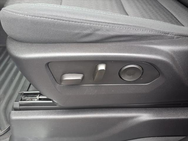 2024 GMC Sierra 1500 4WD Crew Cab Short Box Elevation with 3VL