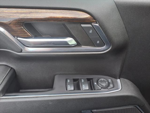 2024 GMC Sierra 1500 4WD Crew Cab Short Box Elevation with 3VL