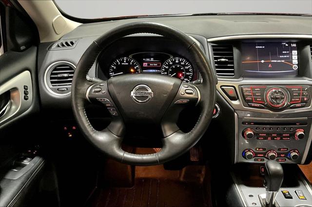 2019 Nissan Pathfinder SL