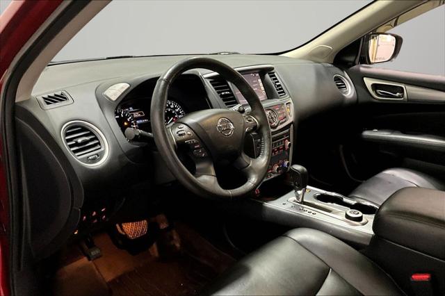 2019 Nissan Pathfinder SL