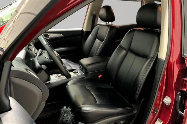 2019 Nissan Pathfinder SL