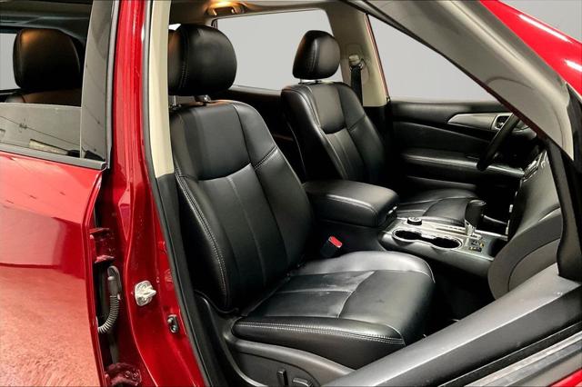 2019 Nissan Pathfinder SL
