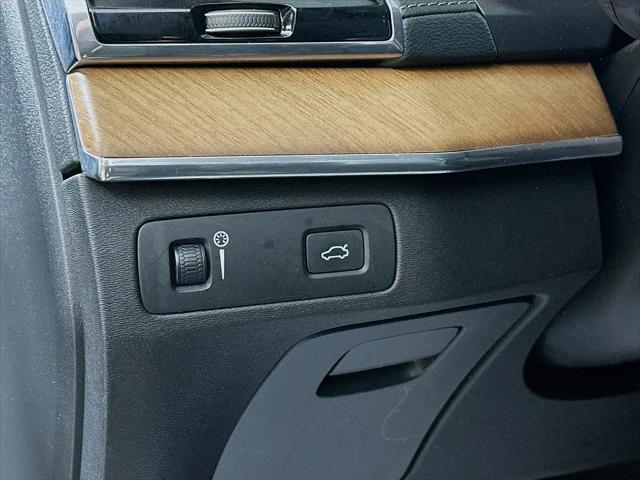 2018 Volvo XC90 T6 Inscription
