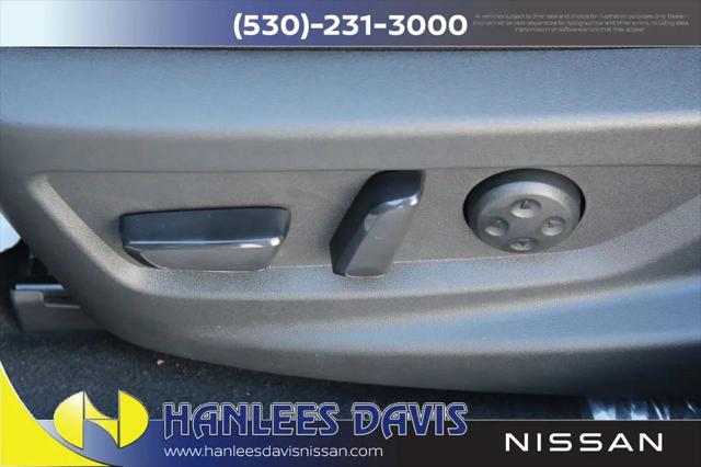 2026 Nissan LEAF PLATINUM+