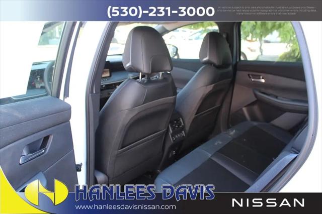 2026 Nissan LEAF PLATINUM+