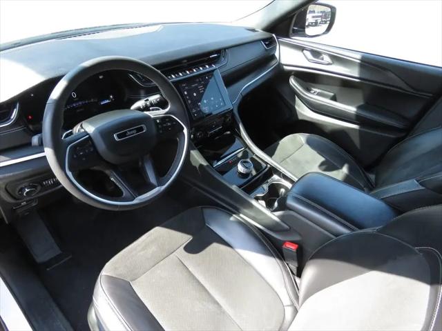 2023 Jeep Grand Cherokee L Altitude 4x4