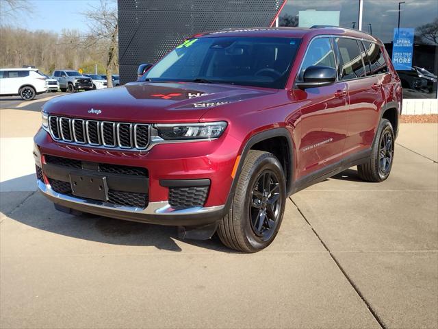 2024 Jeep Grand Cherokee L Laredo 4x4 for sale in Grand Blanc, MI