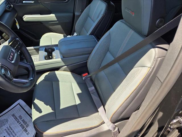 2026 GMC Acadia AT4 AWD