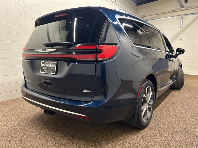 2024 Chrysler Pacifica Pinnacle AWD