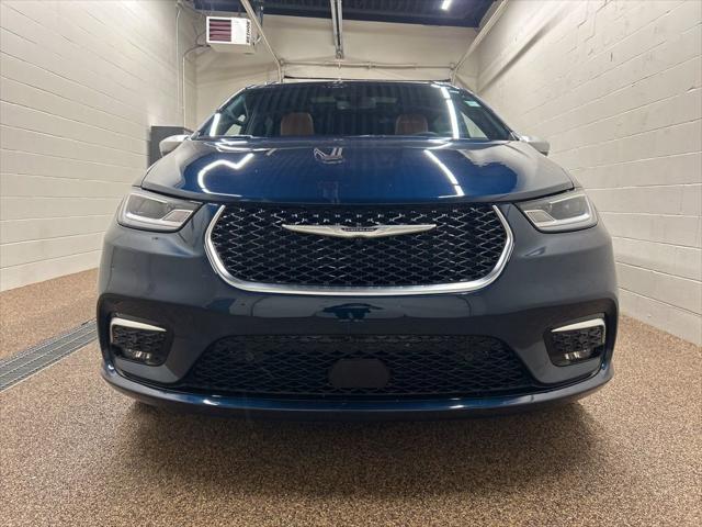 2024 Chrysler Pacifica Pinnacle AWD