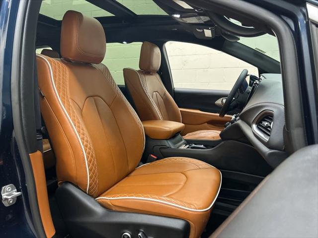 2024 Chrysler Pacifica Pinnacle AWD