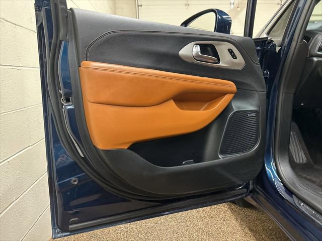 2024 Chrysler Pacifica Pinnacle AWD