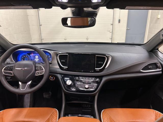 2024 Chrysler Pacifica Pinnacle AWD