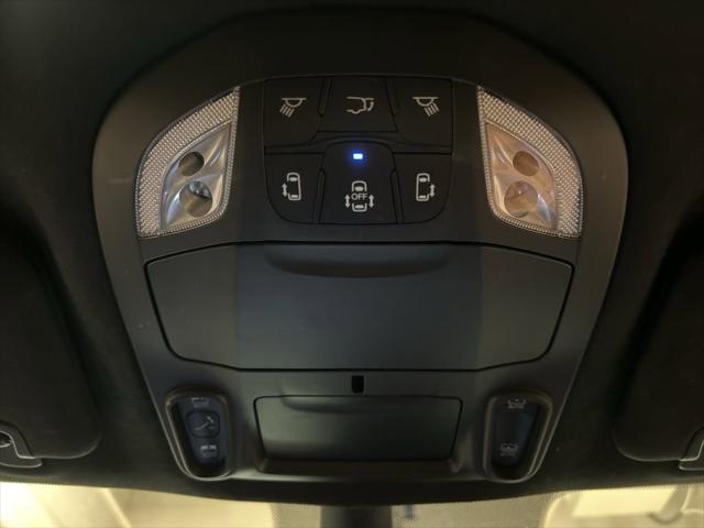 2024 Chrysler Pacifica Pinnacle AWD