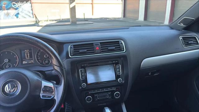 2012 Volkswagen Jetta GLI Autobahn