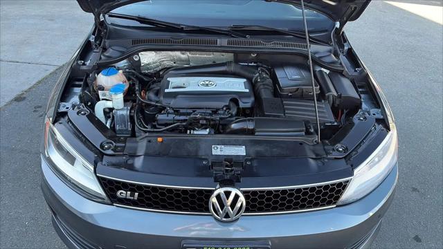 2012 Volkswagen Jetta GLI Autobahn