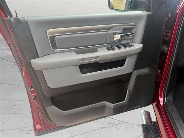2020 Ram 1500 SLT Crew Cab 4x4 64 Box