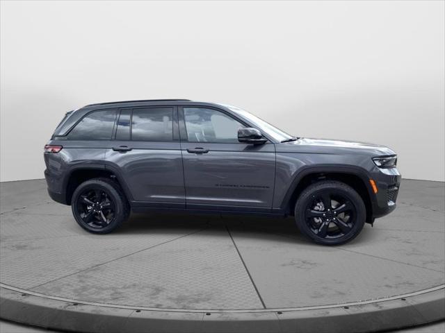2023 Jeep Grand Cherokee Altitude 4x4