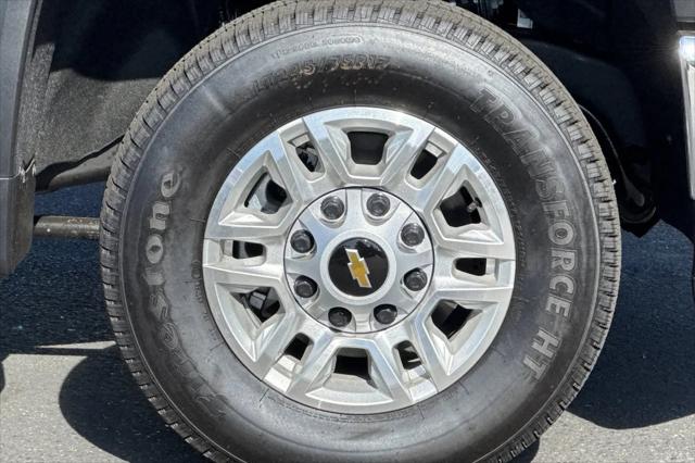 2026 Chevrolet Silverado 2500HD Crew Cab, Long Bed, WT, RWD