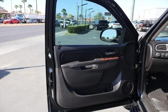 2014 Chevrolet Suburban LT