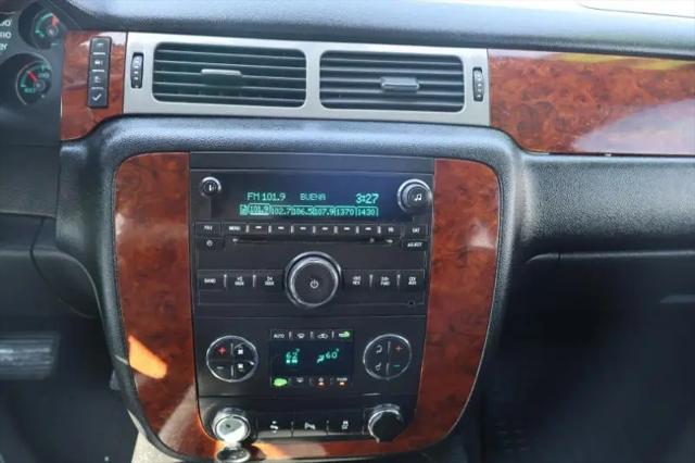 2014 Chevrolet Suburban LT