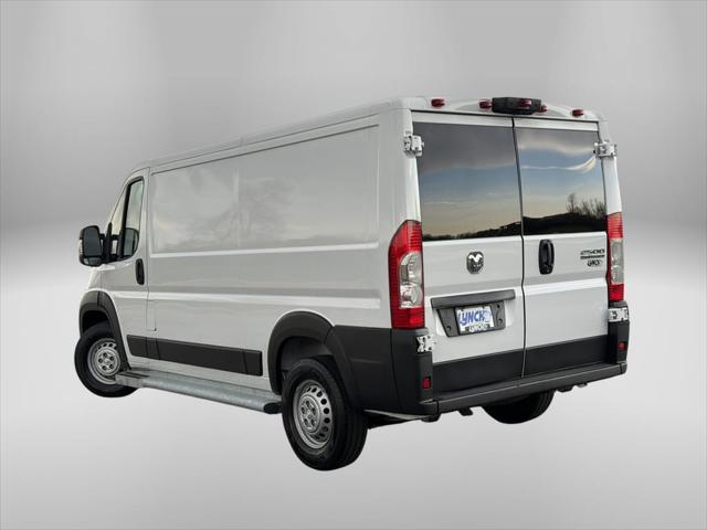 2025 Ram ProMaster 2500 Cargo Van Tradesman Low Roof 136" WB w/Pass Seat
