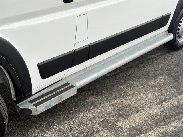 2025 Ram ProMaster 2500 Cargo Van Tradesman Low Roof 136" WB w/Pass Seat