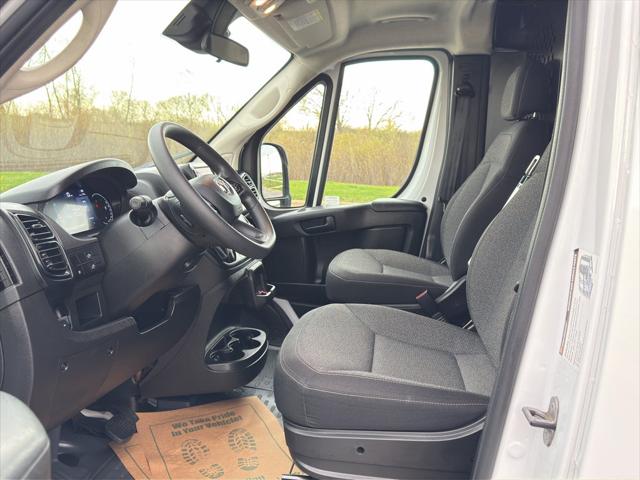 2025 Ram ProMaster 2500 Cargo Van Tradesman Low Roof 136" WB w/Pass Seat