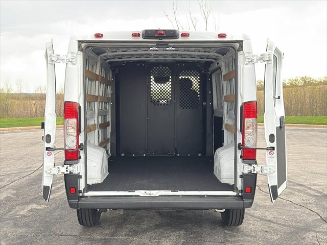 2025 Ram ProMaster 2500 Cargo Van Tradesman Low Roof 136" WB w/Pass Seat