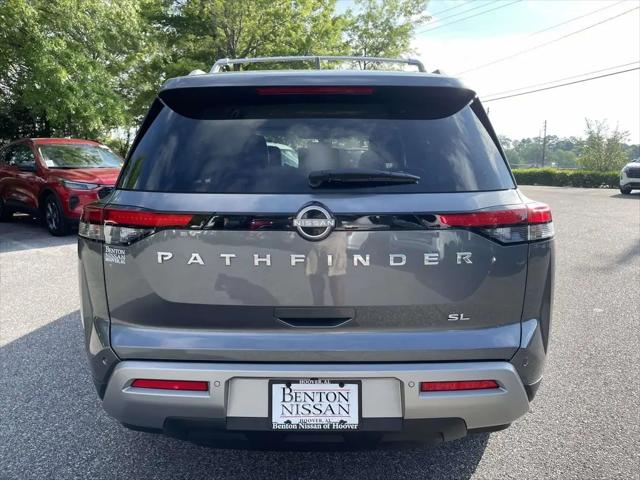 2024 Nissan Pathfinder SL FWD