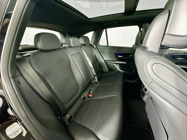 2026 Mercedes-Benz GLC 4MATIC