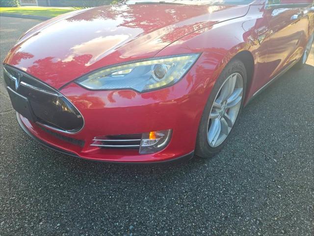 2014 Tesla Model S P85