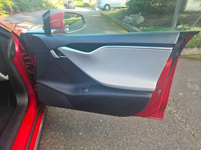 2014 Tesla Model S P85