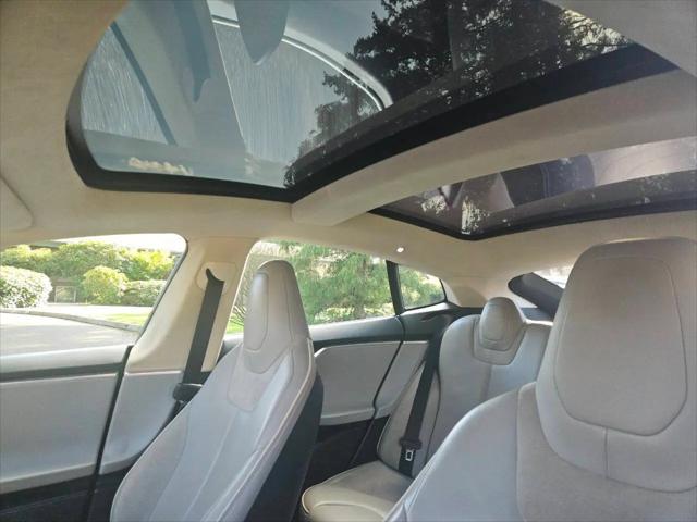 2014 Tesla Model S P85