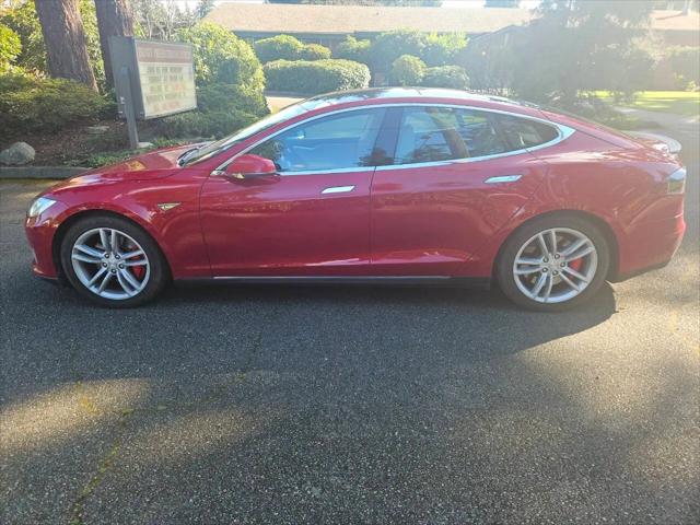 2014 Tesla Model S P85
