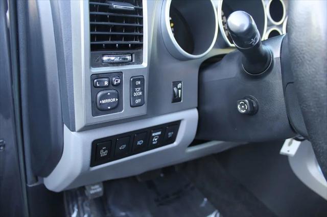 2014 Toyota Sequoia Platinum 5.7L V8