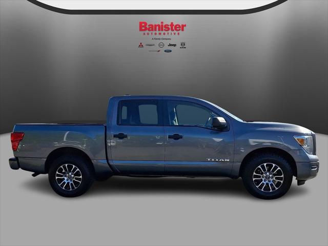 2023 Nissan Titan Crew Cab SV 4x2