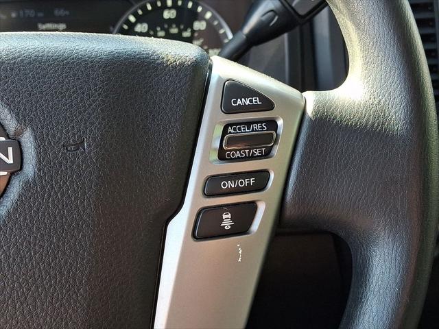 2023 Nissan Titan Crew Cab SV 4x2
