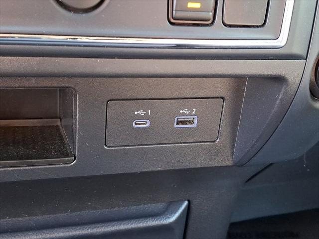 2023 Nissan Titan Crew Cab SV 4x2