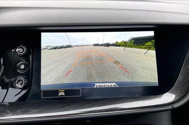 2023 Buick Envision Essence FWD