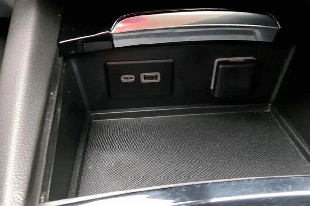 2023 Buick Envision Essence FWD