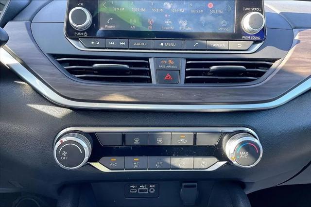 2025 Nissan Altima SV FWD
