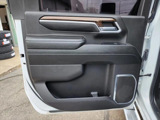 2024 Chevrolet Silverado 2500HD 4WD Crew Cab Standard Bed LT