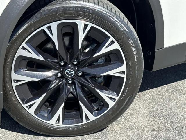 2024 Mazda X-90 Premium Plus