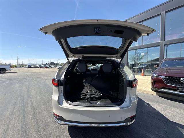 2024 Mazda X-90 Premium Plus