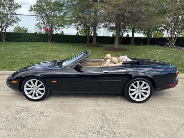 2003 Jaguar XK8 Standard