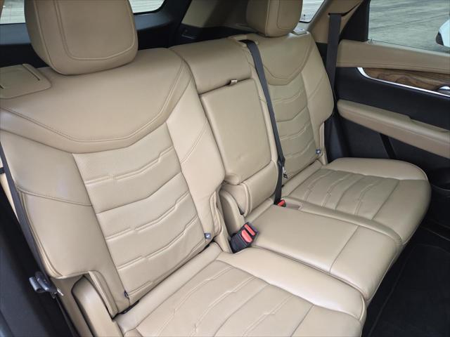 2022 Cadillac XT5 AWD Premium Luxury