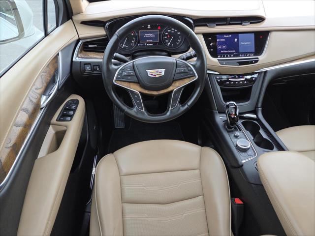 2022 Cadillac XT5 AWD Premium Luxury